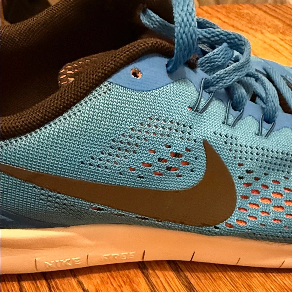 Nike RN Free Blue/Orange Running Sneakers‎ Lightweight  Size 7y